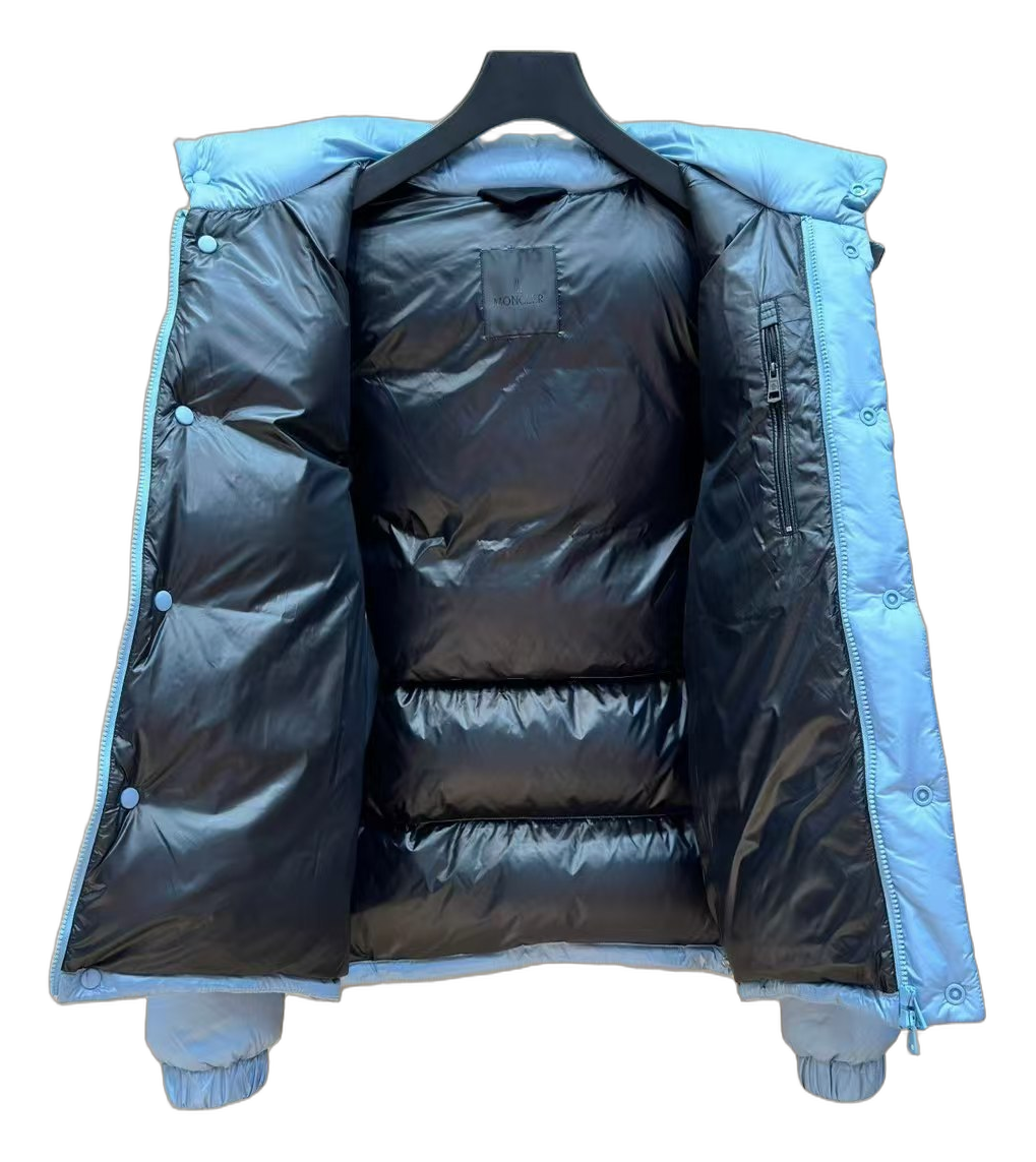 Moncler Orange-Badge Hooded Puffer Jacket | Ice Blue