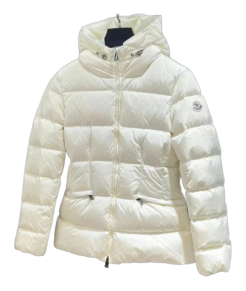 Moncler Fitted Hooded Short Puffer Jacket | Ivory