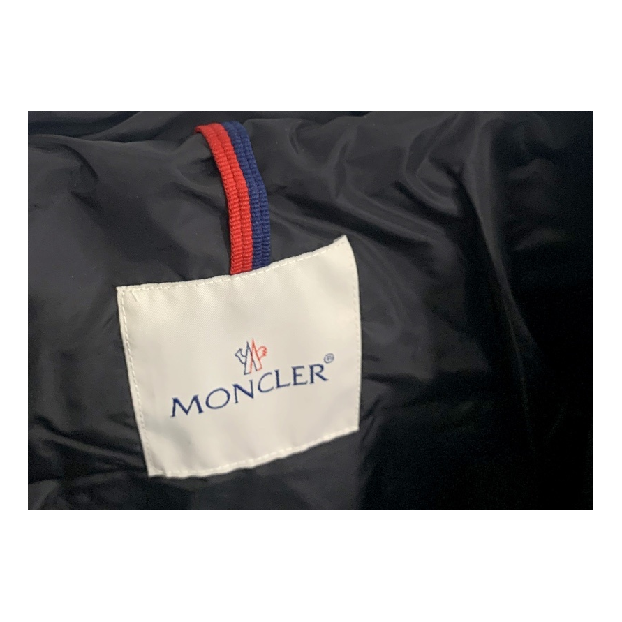 Moncler Cinched-Waist Fur-Trim Hooded Puffer Jacket | Black
