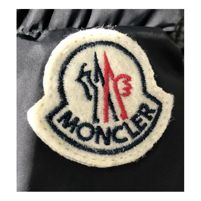 Moncler Four-Pocket Fur-Trim Hooded Long Puffer Coat | Black