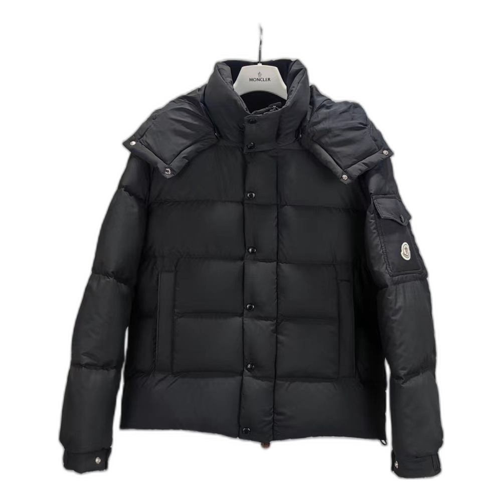 Moncler Maya Matte Hooded Puffer Jacket | Black