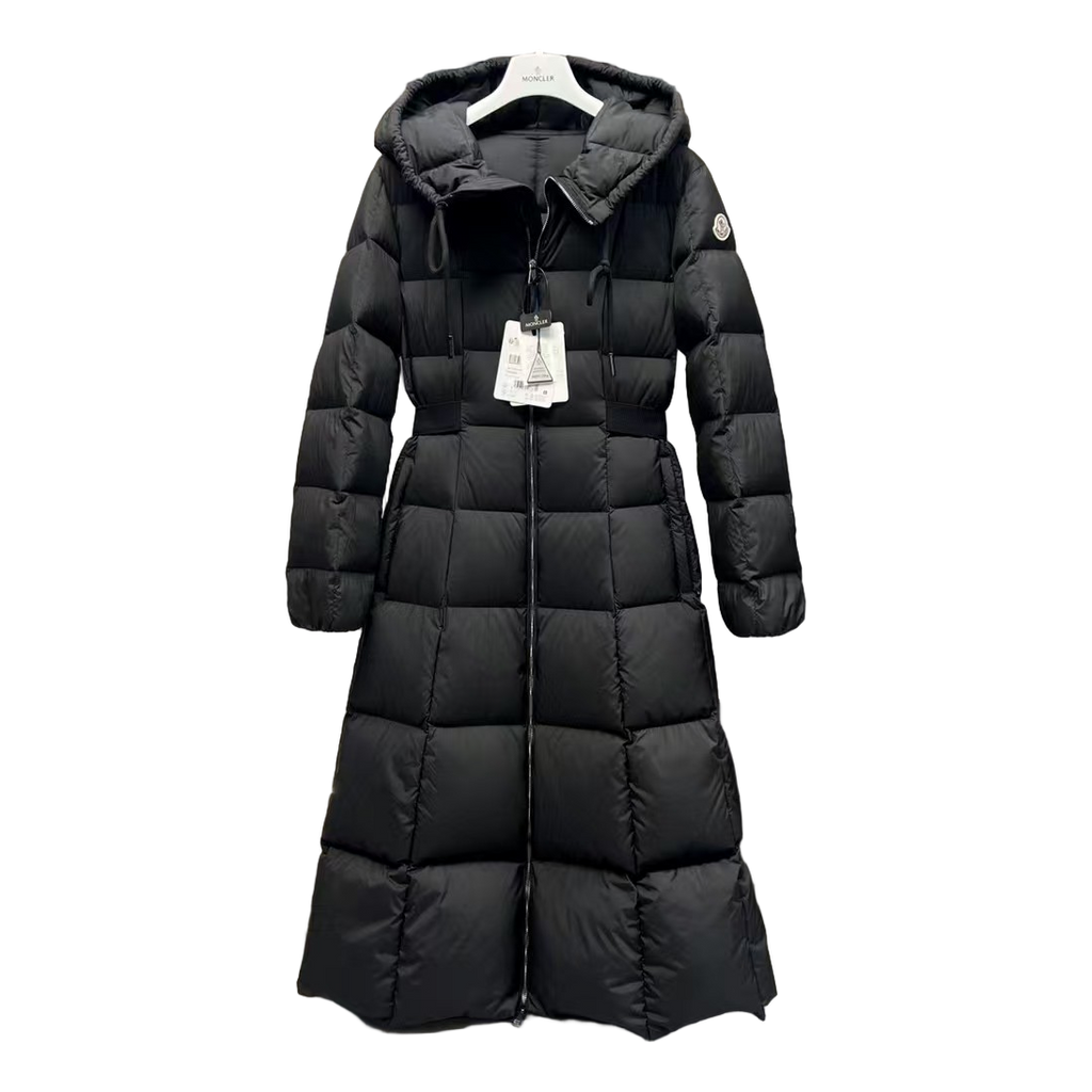 Moncler Fitted Long Hooded Puffer Coat | Black