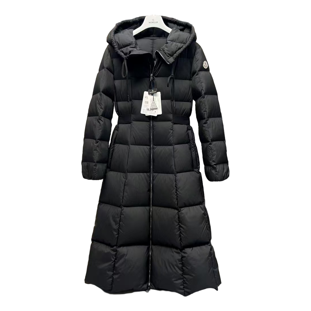 Moncler Fitted Long Hooded Puffer Coat | Black