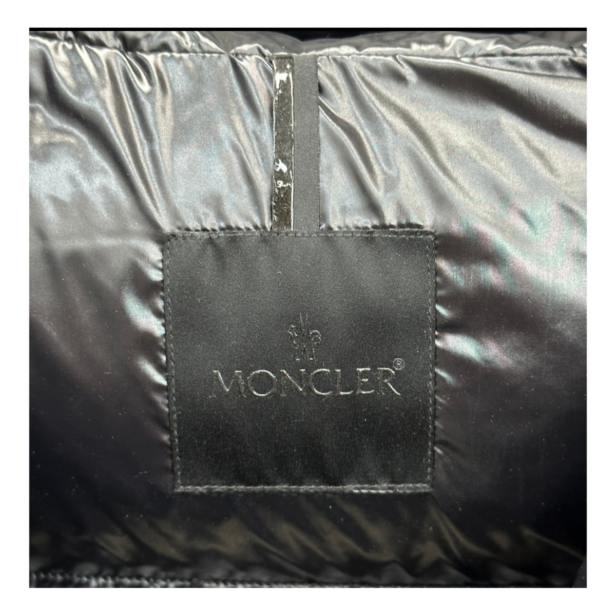 Moncler Tonal-Logo High-Collar Puffer Jacket | Black