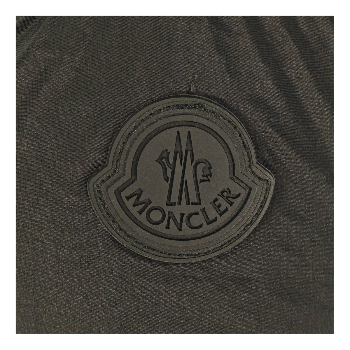 Moncler Tonal-Logo High-Collar Puffer Jacket | Black