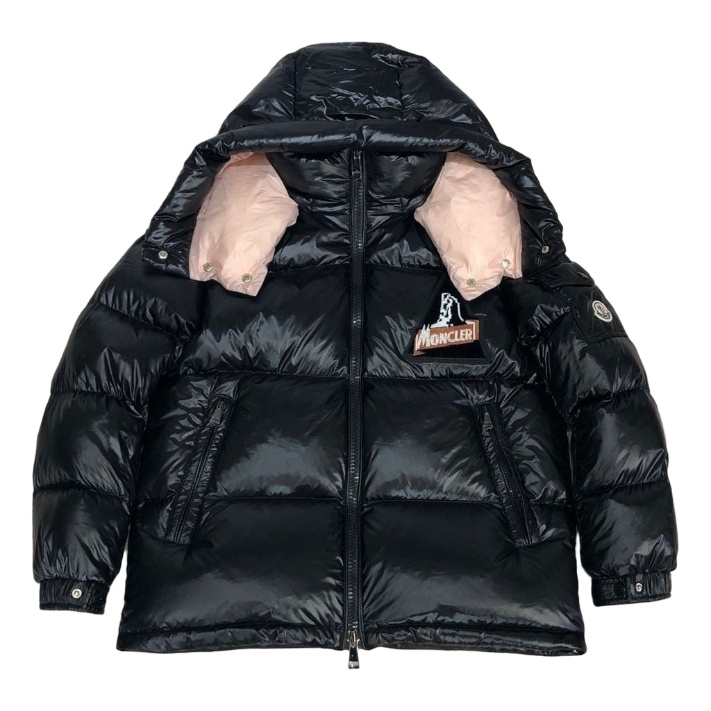 Moncler Mountain-Badge Glossy Short Puffer Jacket | Black