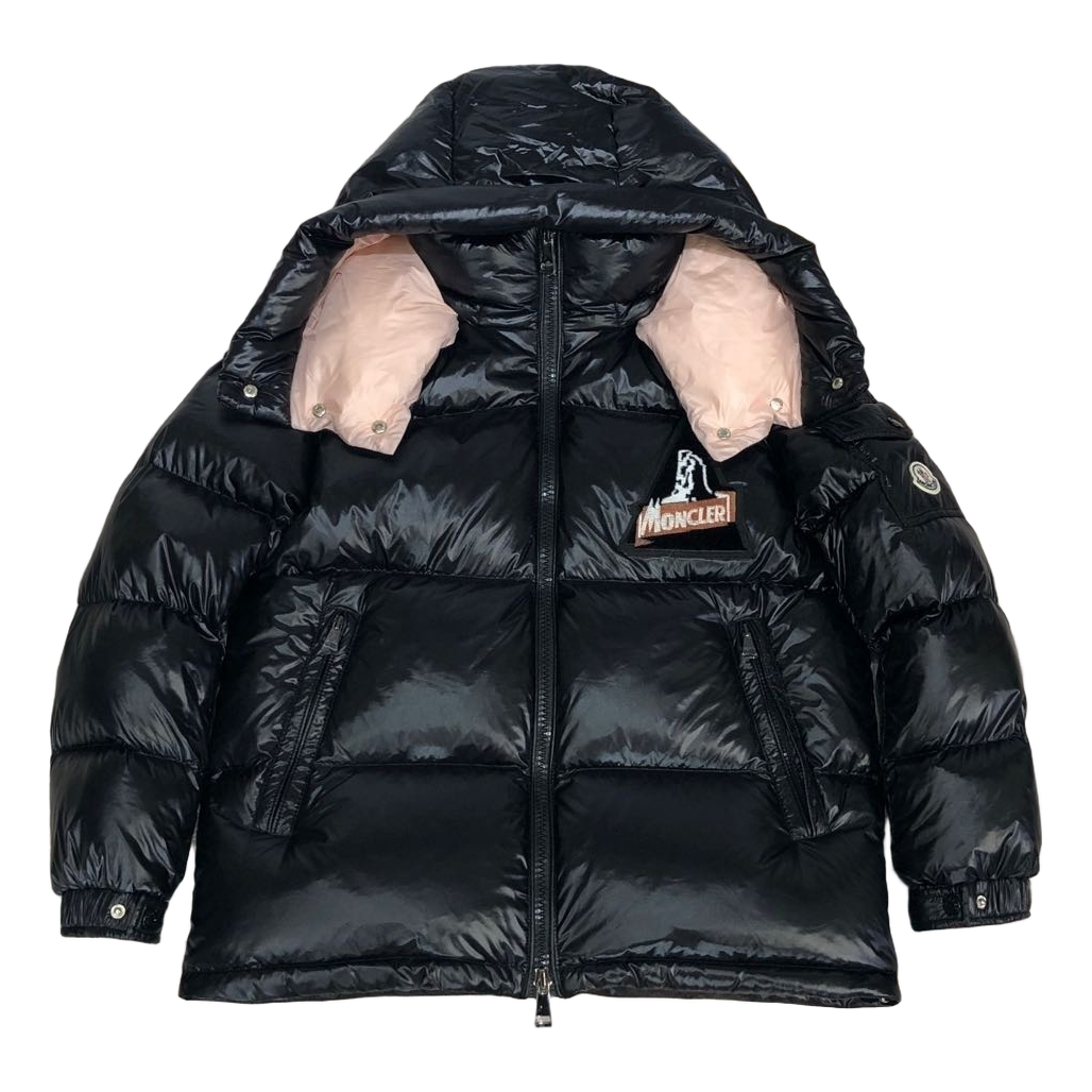Moncler Mountain-Badge Glossy Short Puffer Jacket | Black