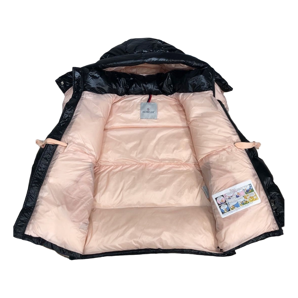 Moncler Mountain-Badge Glossy Short Puffer Jacket | Black